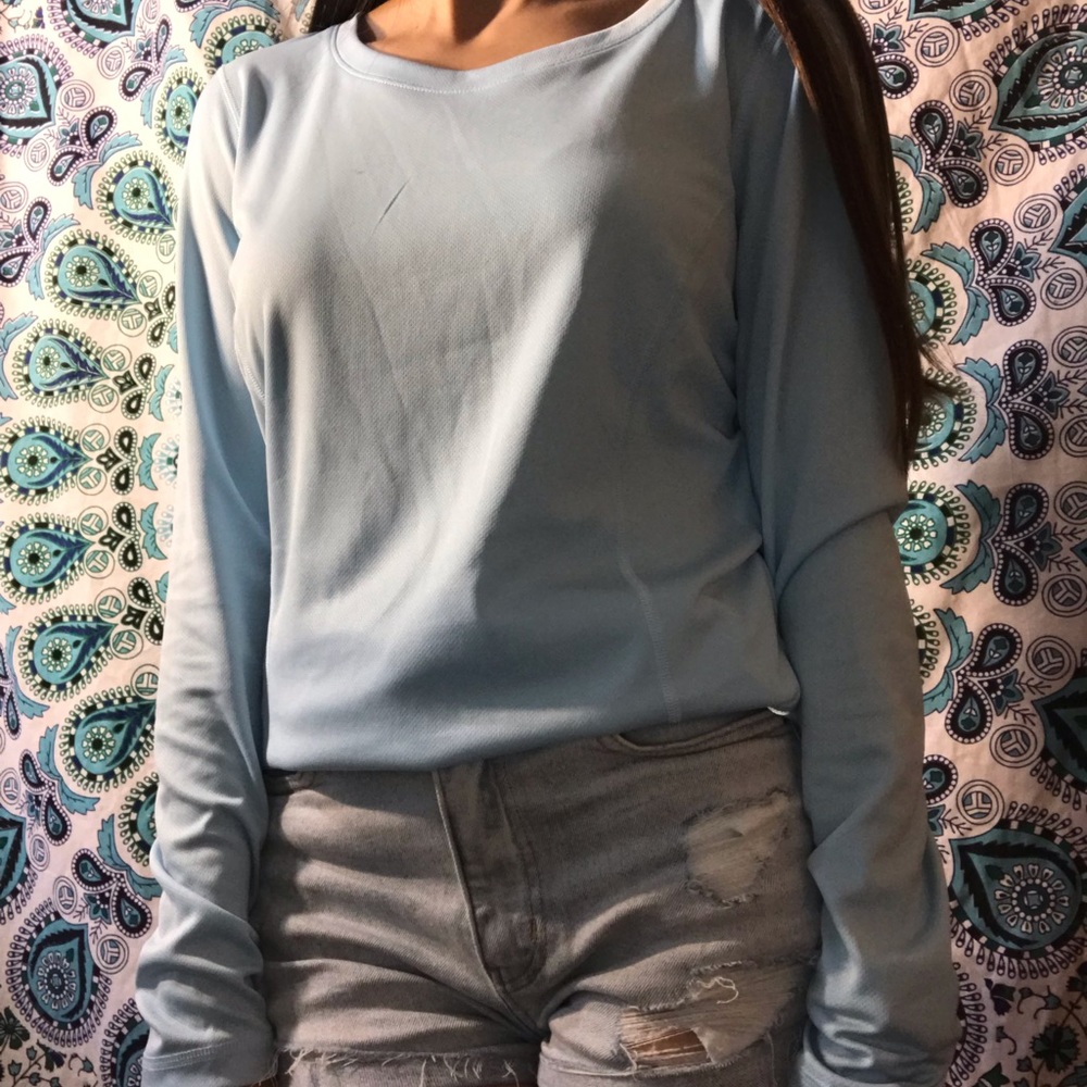 NWT Fila long sleeve